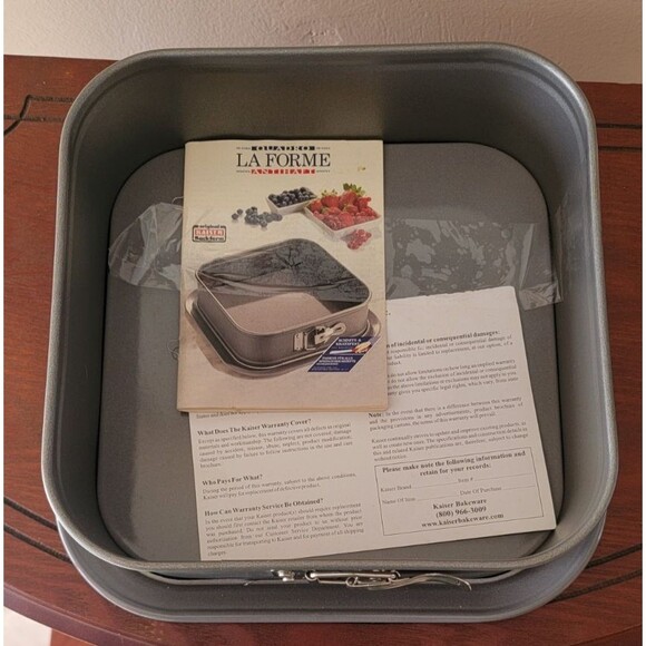 Kaiser Backform Nonstick Square Springform 9" Cake Pan Quadro La Forme - Picture 6 of 6